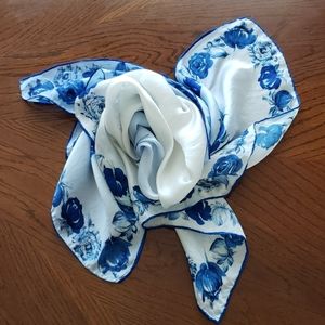 Vintage! Bought in Europe. Beautiful SCARF